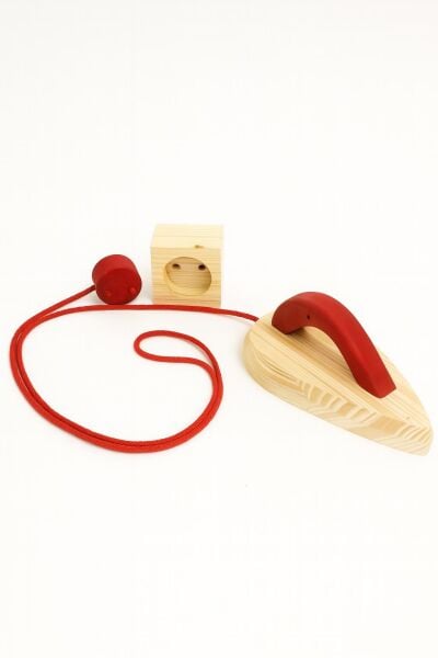 Montessori ütü ve prizi