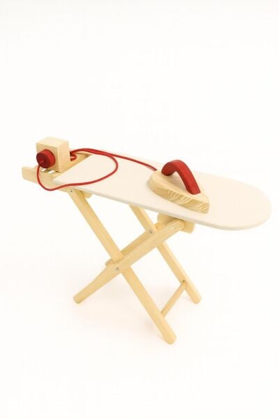 Montessori ütü ve prizi