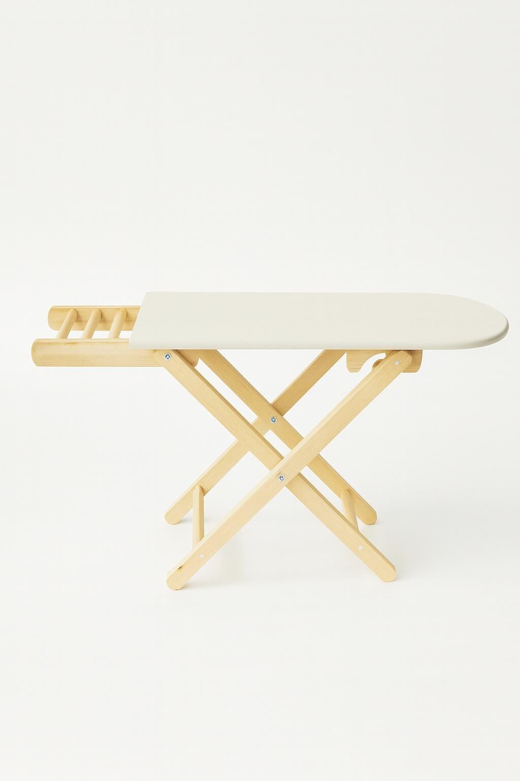 Montessori Ütü masası